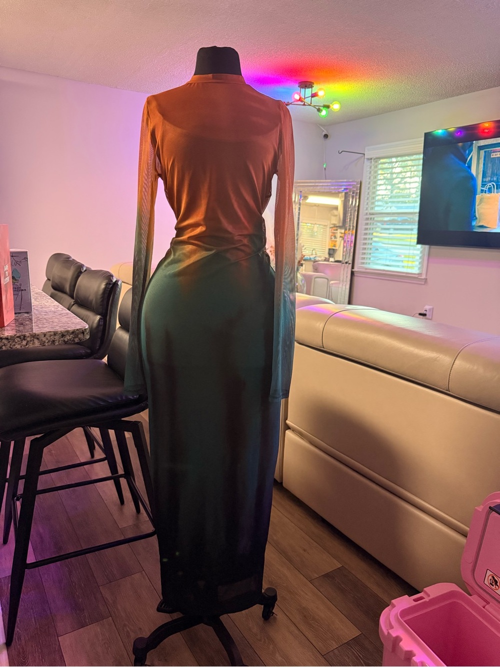 Elegant Long-Sleeve Ombre Maxi Dress - Green to Rust (two layers)